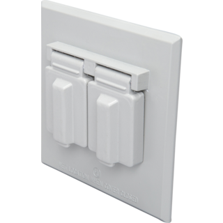 WI FC281 - 2 Gang 2X Single Receptacle Cover